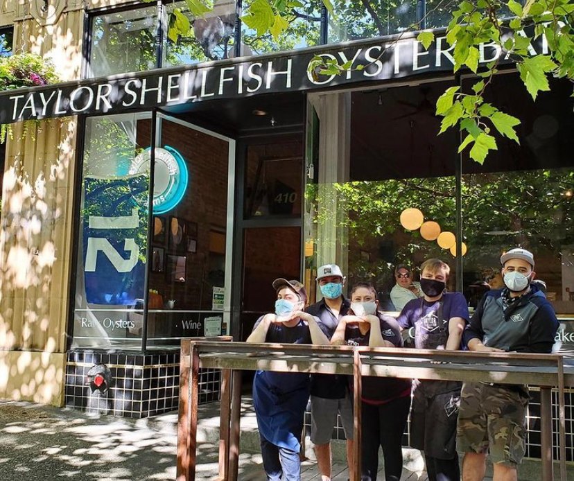 taylorshellfish's tweet photo. Hey Seattle! We are excited to announce that our Pioneer Square location is reopening just in time for the Mariners home opener! #TaylorShellfish #PioneerSquare #Seattle #OysterBar #HomeOpener #Mariners #Baseball #Beer #Oysters #TideToTable https://t.co/767dhOAb88