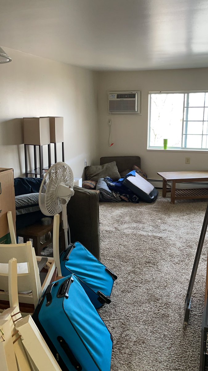 Danbob881's tweet photo. It’s moving day!!! So happy to be moving over to the west side!! #moving #firstandfast #NTM #newbeginnings https://t.co/gtn1arAf4x