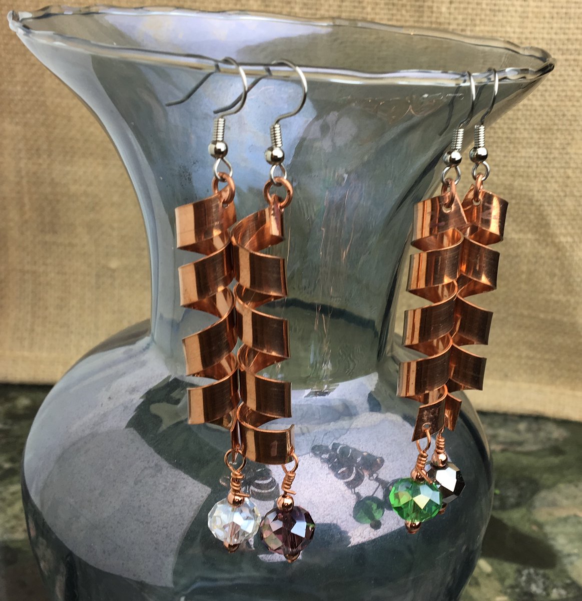 PandaWearGems's tweet photo. #earrings 
#goodmorning 
#sterlingsilver 
#bling 
#copper 
#buylocal 
#shopsmallbiz #Crystal 

#SmallBiz 
#womaninbiz 
https://t.co/npGGJDlmhy https://t.co/RYfYtPQOpa