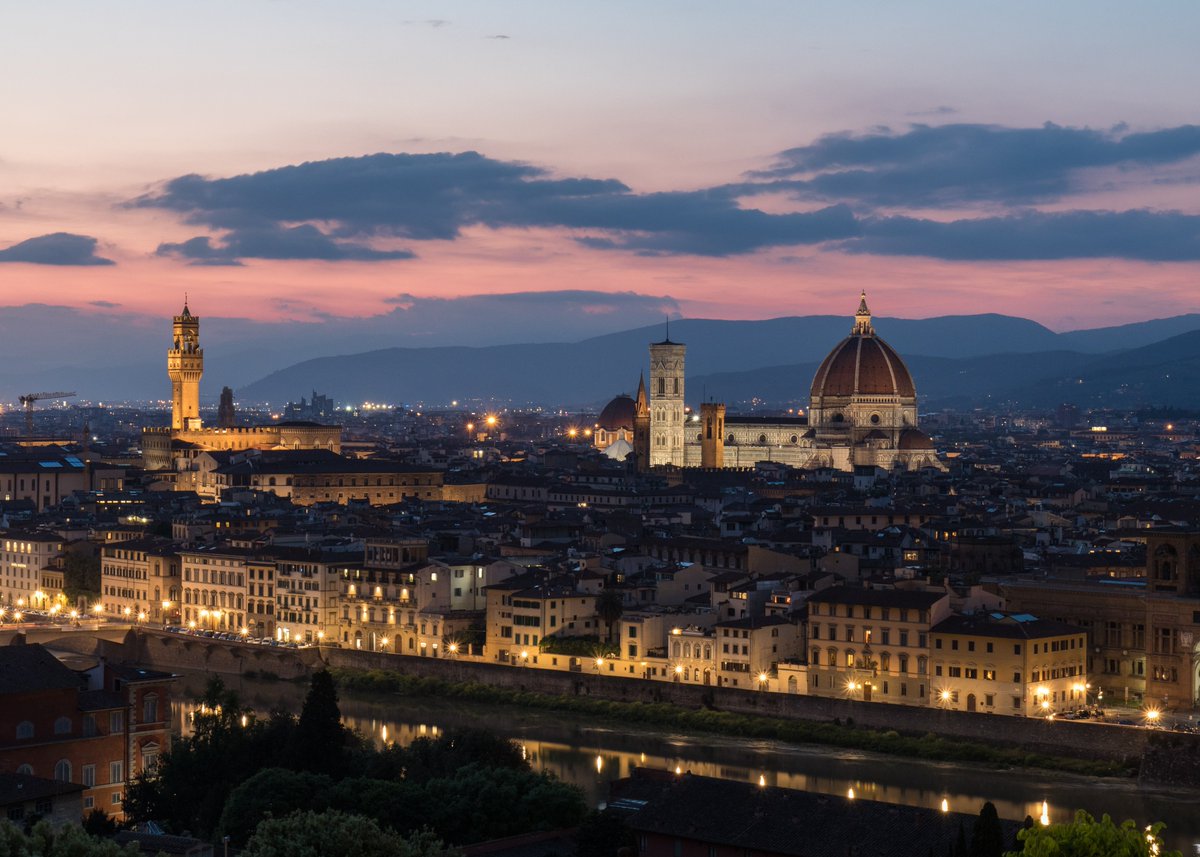 TommasoSacchi's tweet photo. #Firenze è stata premiata come migliore destinazione creativa d'Italia.
La giuria ha apprezzato la qualità dell’offerta culturale della nostra città oltre a un'attenzione al viaggiatore e una valorizzazione della storia, delle tradizioni artistiche e dell'artigianato locali. https://t.co/YAZUdb7yVC