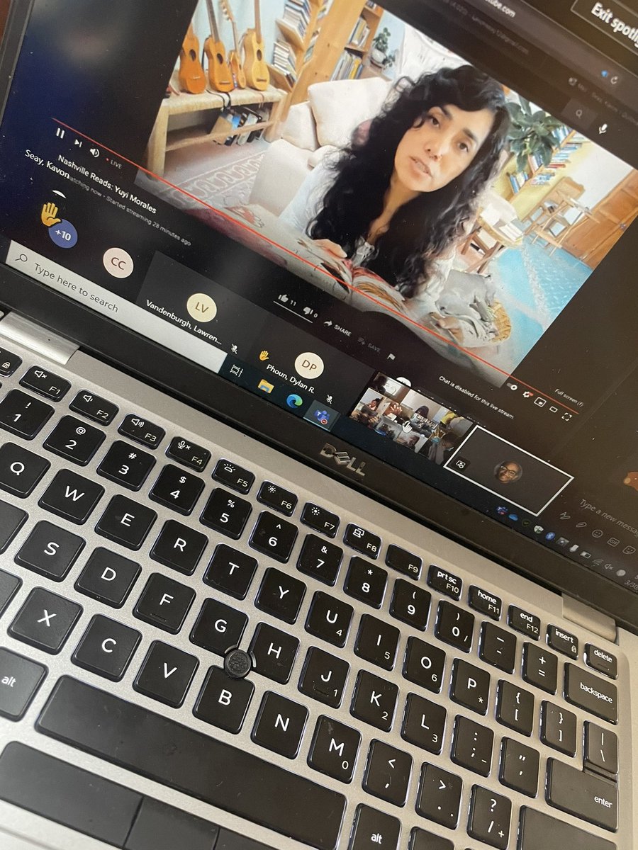 DrKSeay's tweet photo. Today my virtual students are meeting the author @yuyimorales and learning more about her book โDreamersโ. Thanks for encouraging my superheroes to think of their own stories and continue to be dreamers ๐๐ #ReadMeWeek @MNPSLibraries @WarnerArtsMag https://t.co/zKwv0afurI