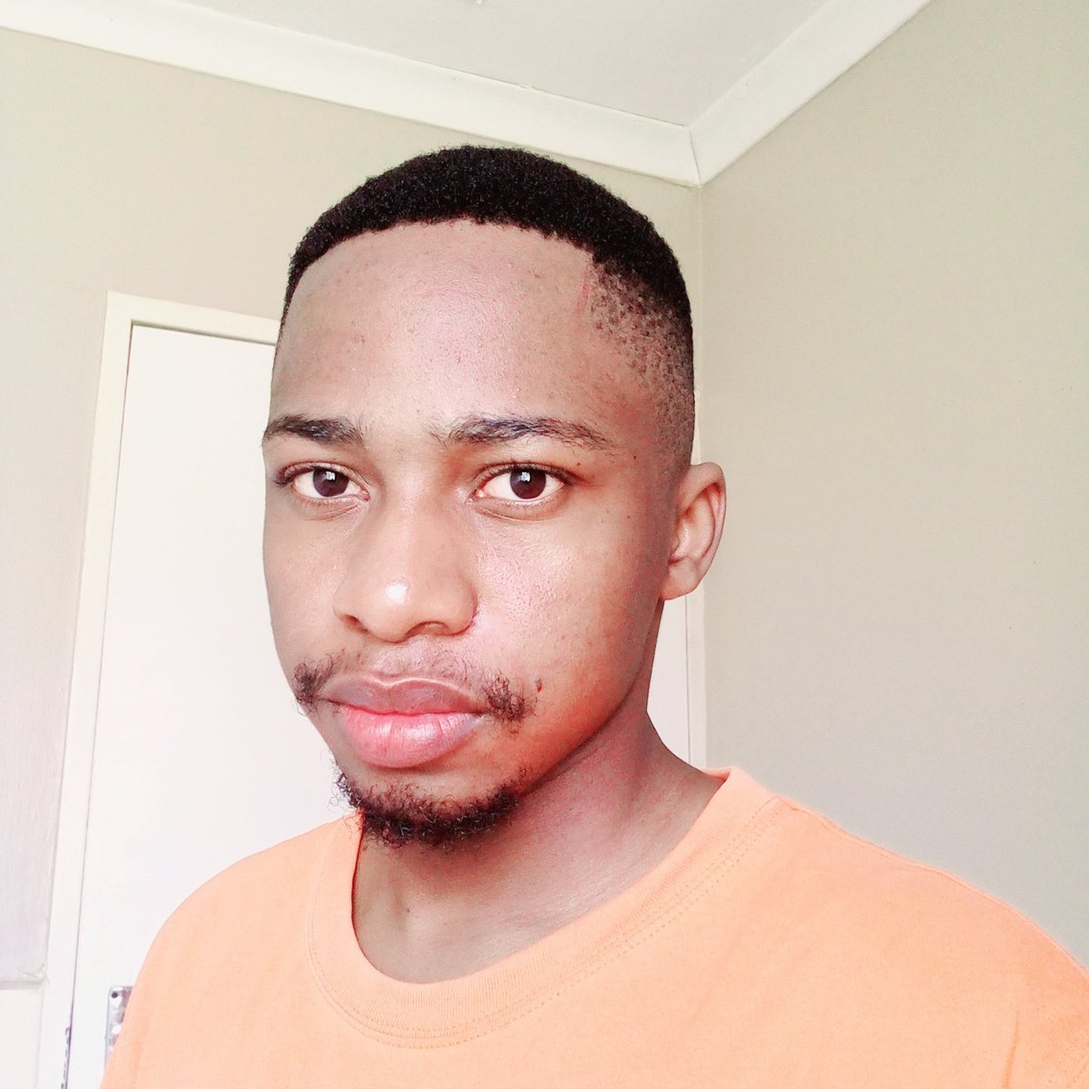 MBASA_LUMKANI's tweet photo. #NewProfilePic https://t.co/2987yEoR7j