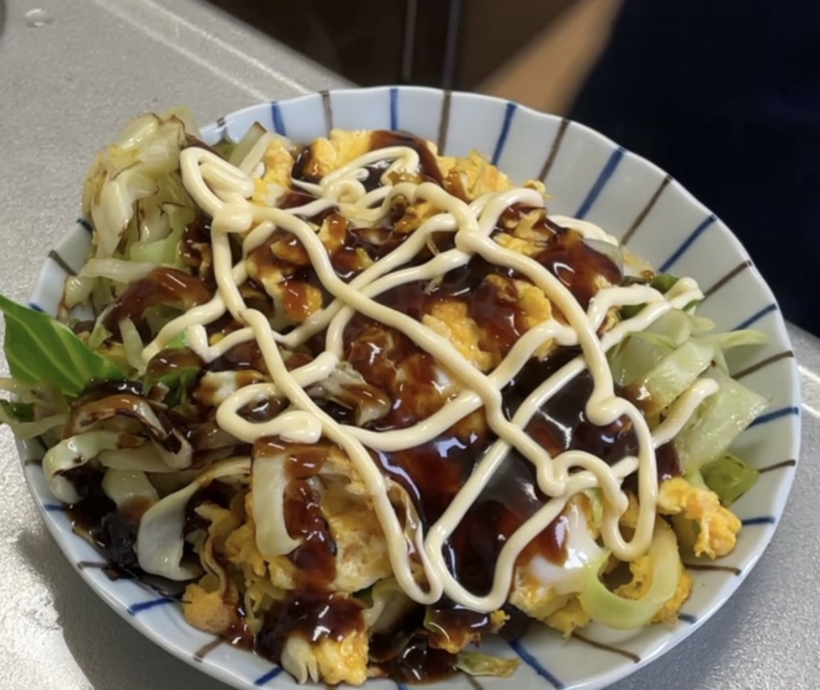 Easy and good taste
かんたんでおいしい！

Japanese Food  Cabbage Stir Fly youtu.be/HZPOyvEQb5g <a href="/YouTube/">YouTube</a>より

If you are intesested it, please subscribe my channel.