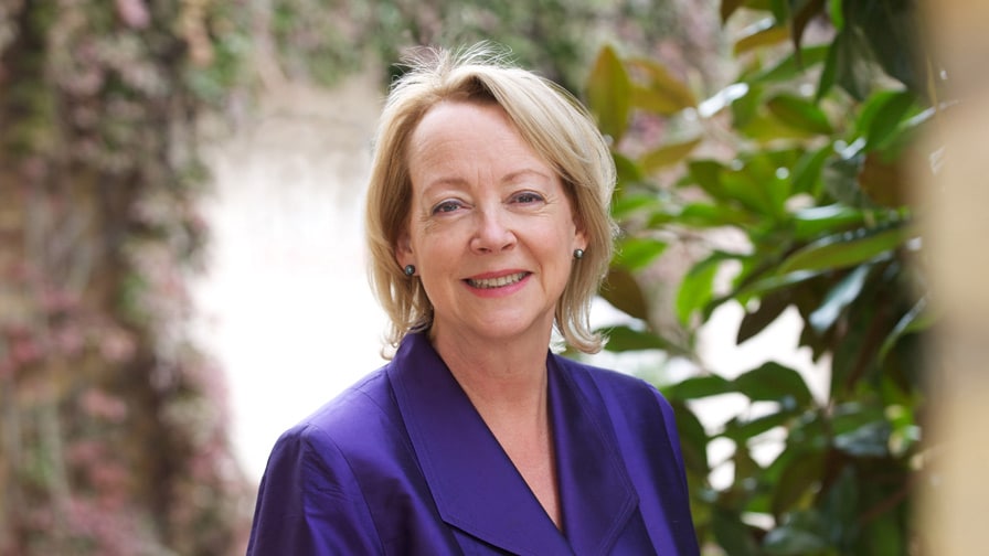 LBS's tweet photo. #Executives have a key role to play in the #upskilling of their employees, and community more broadly, to prepare them for a post-pandemic world of work, says LBS’s @lyndagratton. Read more: https://t.co/iGO8dITnfM #LBSFutureofWork #FutureofWork https://t.co/PjyJvhbSJu