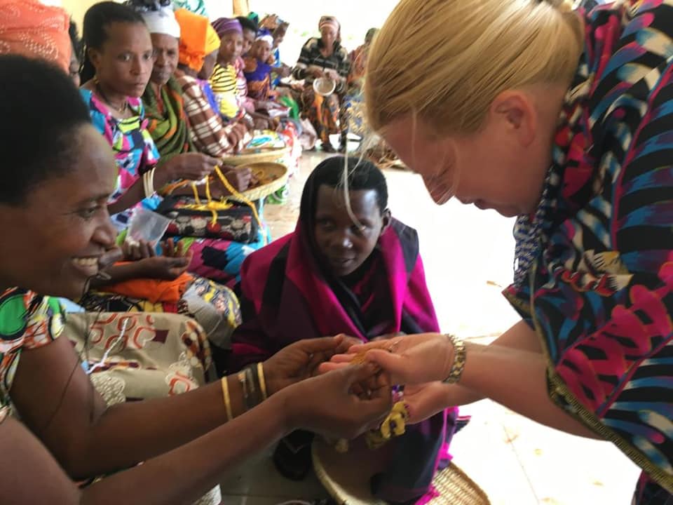 pwihub's tweet photo. HEART for Widows self-empowerment programs are enabling groups of widows to work together. Each team of widows is producing and selling what they need to raise their children and send them to school. Support by visiting https://t.co/wBr0bpw9pW. https://t.co/9QB9bsu9IH