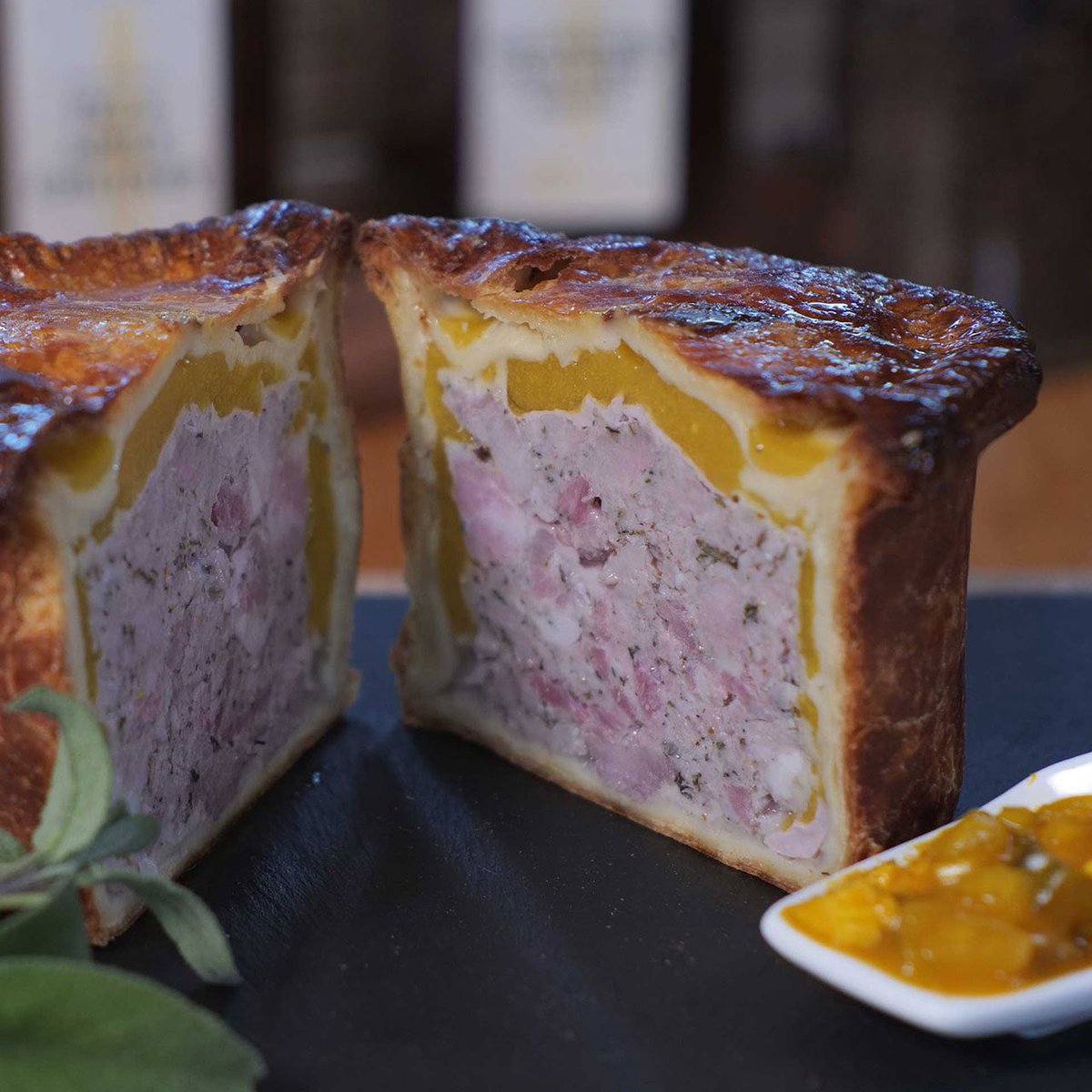 jeremy_ridley's tweet photo. JR’sKitchen will be @ReuthesGardens Farmers Market on Friday with all our delicious products #jrskitchen #sevenoaks #handmade #kentlife #kentfood #pies #scotcheggs #kfma #farmersmarket https://t.co/ei2KR735SE