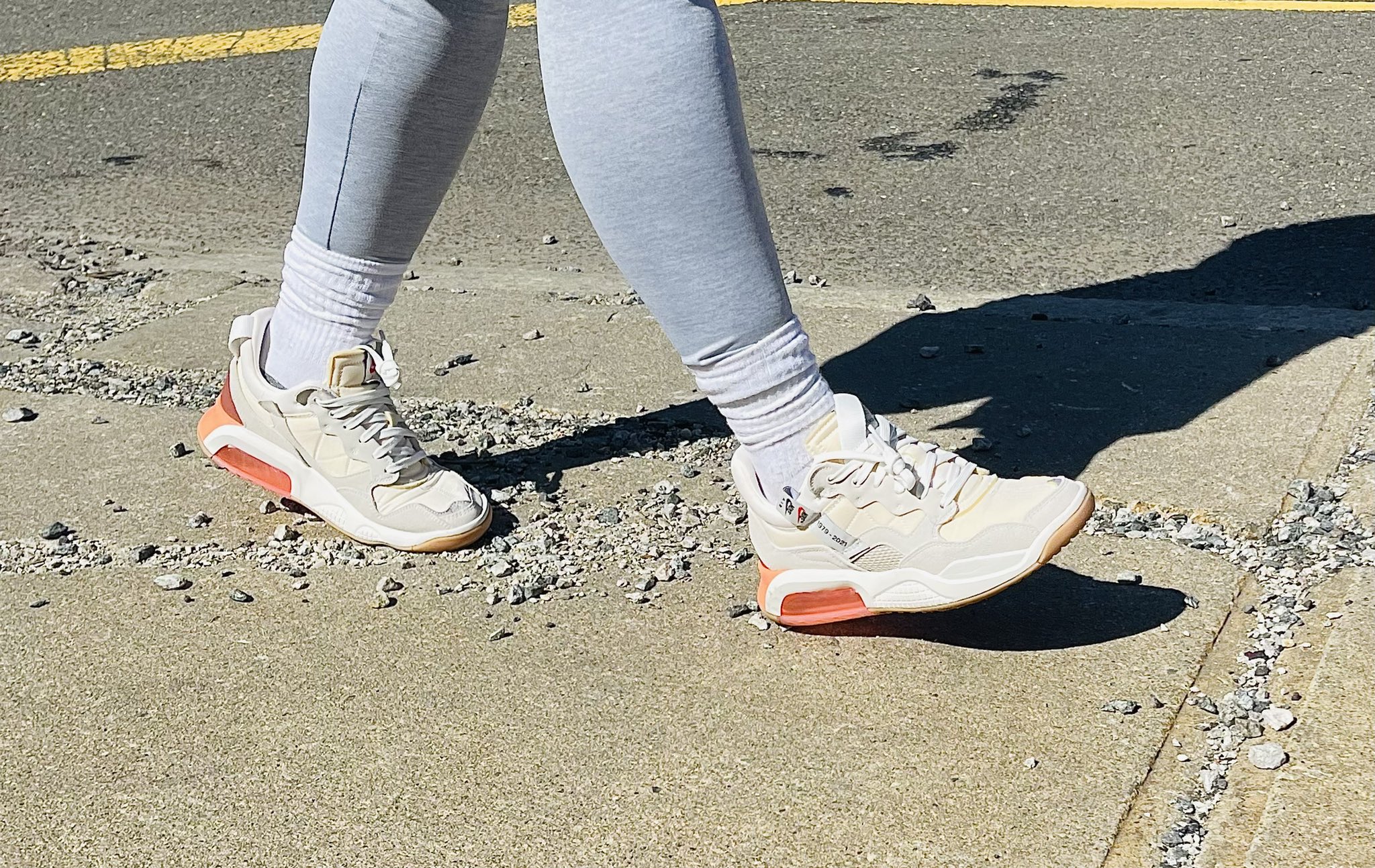 Deets on X: