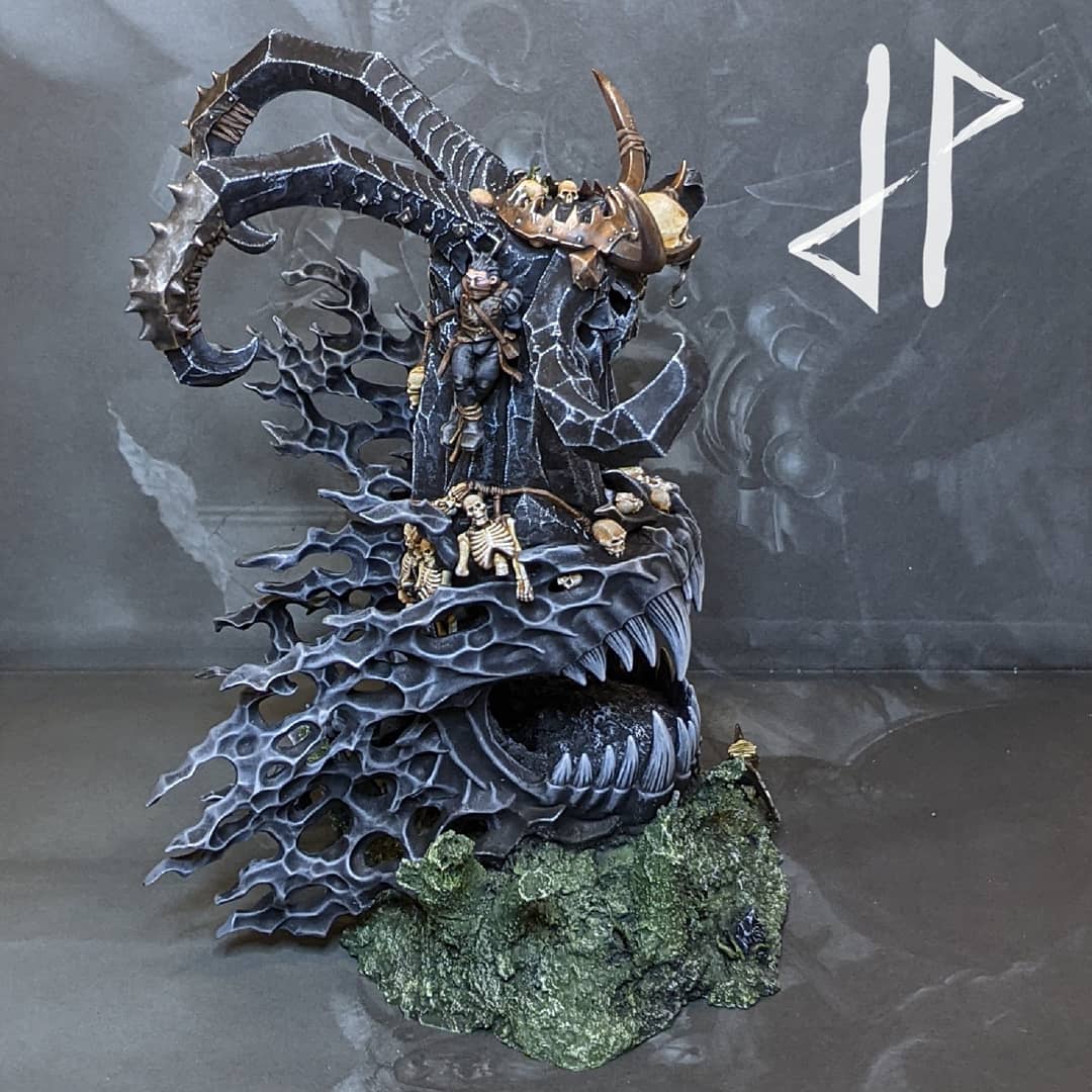 JPMiniatures's tweet photo. Finished the #kingoftheforest #herdstone
Enter the trees,
Hear the call,
Follow the dark,
Hail the king.
#warhammercommunity #beastmen #beastsofchaos #aos28 #darkageofsigmar #brayherd #darkfantasy #chaosundivided #kurnoth #darkharvest https://t.co/BnWzXcCZN0