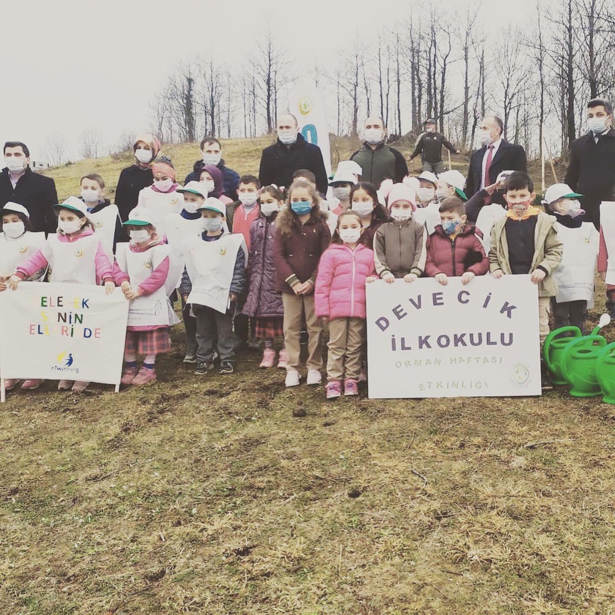 Kaynartaş İlk-Ortaokulu (@kaynartasi) on Twitter photo Okulumuzda yürütülen eTwinning projesi kapsamında İlçe Milli eğitim müdürümüz <a href="/h_gunes52/">Hasan GÜNEŞ</a> ve OGM şeflerimizle beraber fidanlarımızı toprakla buluşturduk.
@IkizceG <a href="/ikizcemem52/">İKİZCE İLÇE MEM</a> <a href="/OrduARGE/">OrduARGE52</a> <a href="/Ordu_MEM/">Ordu İl Millî Eğitim Müdürlüğü</a> Okulumuzda yürütülen eTwinning projesi kapsamında İlçe Milli eğitim müdürümüz <a href="/h_gunes52/">Hasan GÜNEŞ</a> ve OGM şeflerimizle beraber fidanlarımızı toprakla buluşturduk.
@IkizceG <a href="/ikizcemem52/">İKİZCE İLÇE MEM</a> <a href="/OrduARGE/">OrduARGE52</a> <a href="/Ordu_MEM/">Ordu İl Millî Eğitim Müdürlüğü</a>