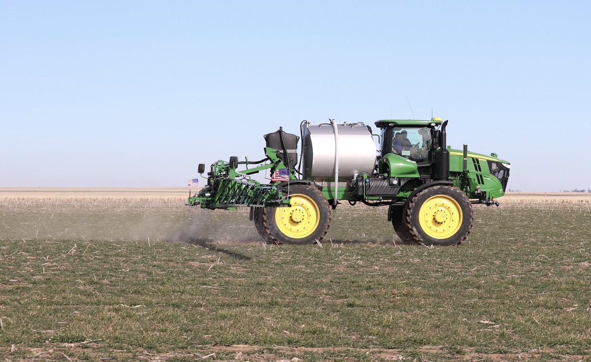 egebio's tweet photo. Padlock PLUS is an all-in-one option with our solid drift control polymer technology. But on days when you need more control, spike your tank mix with straight Padlock Drift Control. (1/2)
#egeproducts #padlock #padlockPLUS #driftcontrol #sprayadjuvants https://t.co/T7S8Ilb5nj