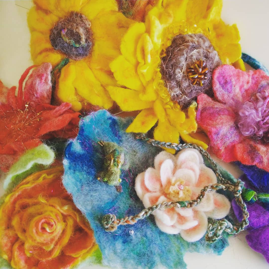 upfrontartspace's tweet photo. We are so excited to begin decorating our storefront window for "Bloom Where You Are Planted" ! 
#windowdecor #feltedart #dtcf #cfalls #cuyahogafalls #spring #customframing https://t.co/3vFk1RW5t3