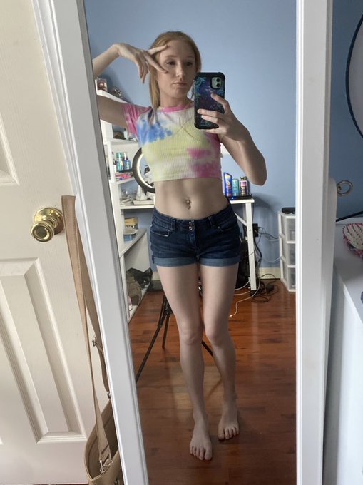 I&rsquo;m looking pretty fit, and I&rsquo;m not mad about it 😜 https://t.co/65YHfTVCv4