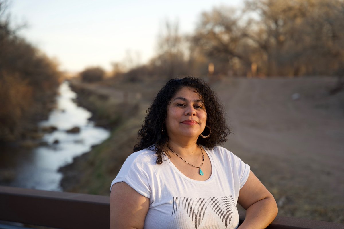 People4Congress's tweet photo. SCC members should be committed to the people, not to intimidation phone calls made in December.

Today, remember that you’re voting not only for yourself, but for the people of CD-1. They need a Representative who’s a bold change maker.

Stand in your courage &amp; vote your values. https://t.co/yck3V8el1W