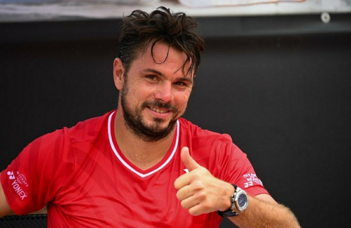 chda7777's tweet image. When you're happy because you don't have to go back to work until Tuesday morning 😃👍🧸 

#MiniHoliday #Yay #StanSmile #StanLook #ThoseEyes #GreatPic #LoveIt #StanTheMan #Wawrinka ♟