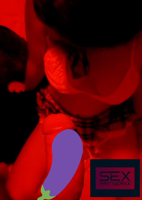 Buen d&iacute;a #Pitudos!!🔥 Regreso la #SexyColegiala💋 En que creen que acabo?😈 #MartesDePiernasSeductoras #MartesDeEncuerarse<a href="/tag/pitudos"class="tags">#Pitudos</a><a href="/tag/sexycolegiala"class="tags">#SexyColegiala</a><a href="/tag/cock"class="tags"><span>#cock</span></a><a href="/tag/dick"class="tags"><span>#dick</span></a><a href="/tag/suckdick"class="tags"><span>#suckdick</span></a><a href="/tag/teengirl"class="tags"><span>#teengirl</span></a><a href="/tag/martesdeencuerarse"class="tags"><span>#martesdeencuerarse</span></a>