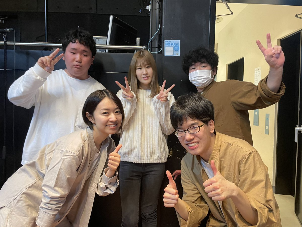 ikura_manami's tweet photo. 『LIVE&amp;LIVE！』
ご来場、そしてご視聴ありがとうございました！

センター街近辺のお掃除→クランクストリートで路上ライブ→takeoff7でのライブ！燃え尽きた😂！！！
音楽の力で、街が人が元気になってくれたらこの上ない幸せです。
機会を作ってくださって本当に感謝🙇‍♀️

よく眠れそう〜おやすみ〜 https://t.co/Vdvwuy8bbt