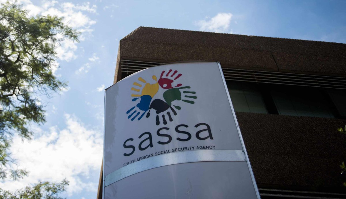 SATodayNewsNow1's tweet photo. The South African Social Security Agency (Sassa) has until tomorrow to clear the almost 50,000 temporary disability grants backlog. https://t.co/Qh4to3388i