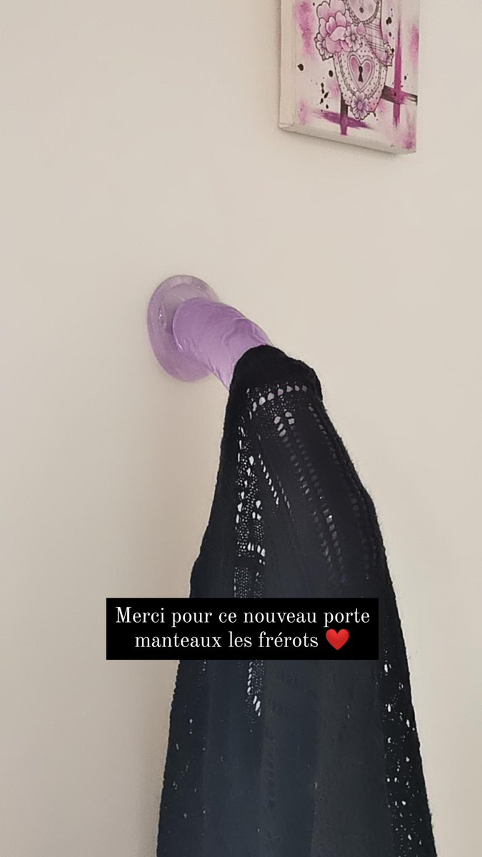 FannyctalopeTV's tweet photo. (sextoy, sexe)
Pas de raison que vous ne vous moquez pas de moi devant cette véritable comédie dramatique. Je sais toujours pas qui m'a envoyé ça. J'attends qu'il se dénonce parce que y'a une vraie volonté de nuire. A part m'en servir pour assommer des cambrioleurs, j'vois pas. https://t.co/36Qf8IpNBx