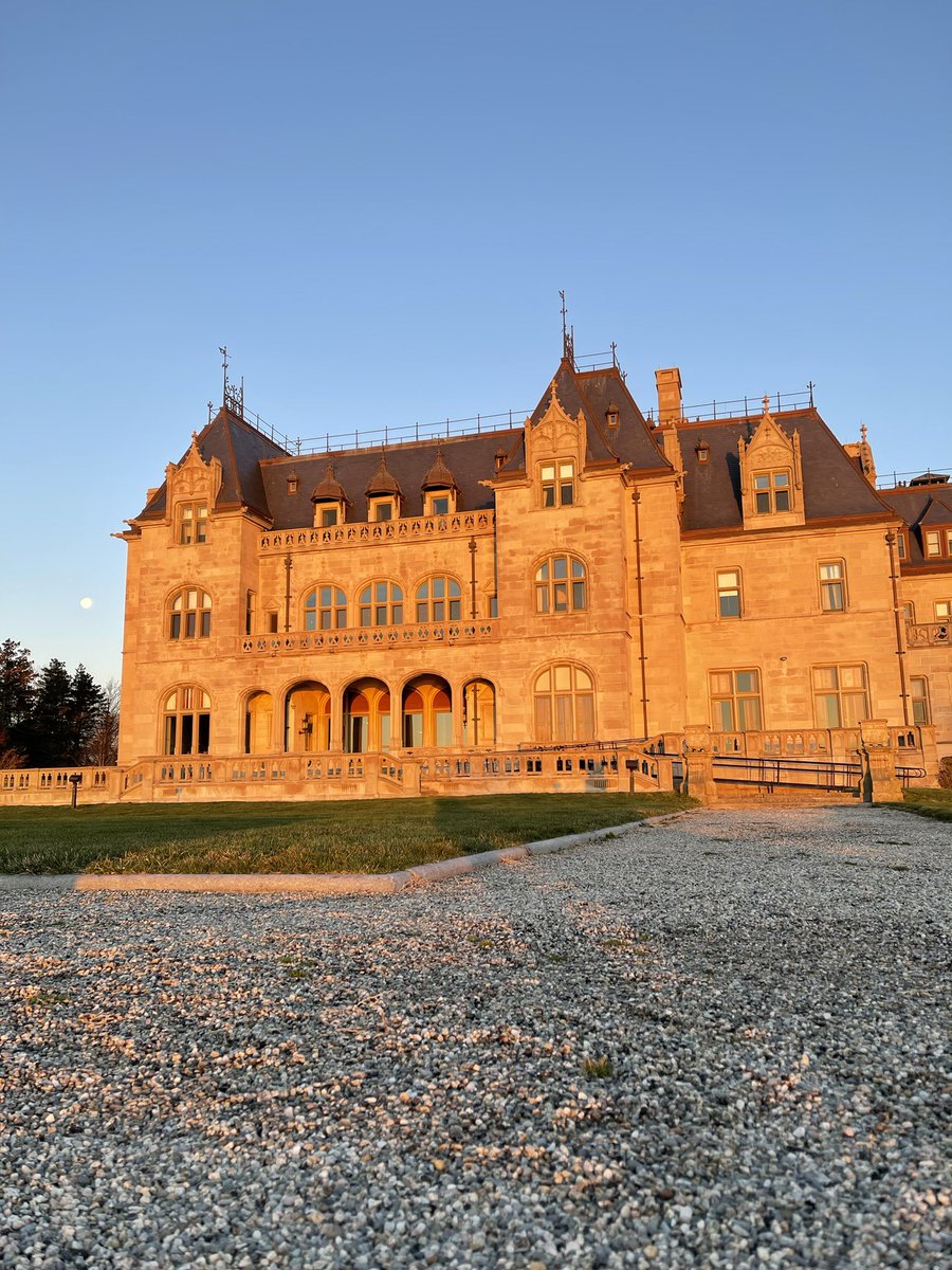 Coach Greg DeLade tweet media