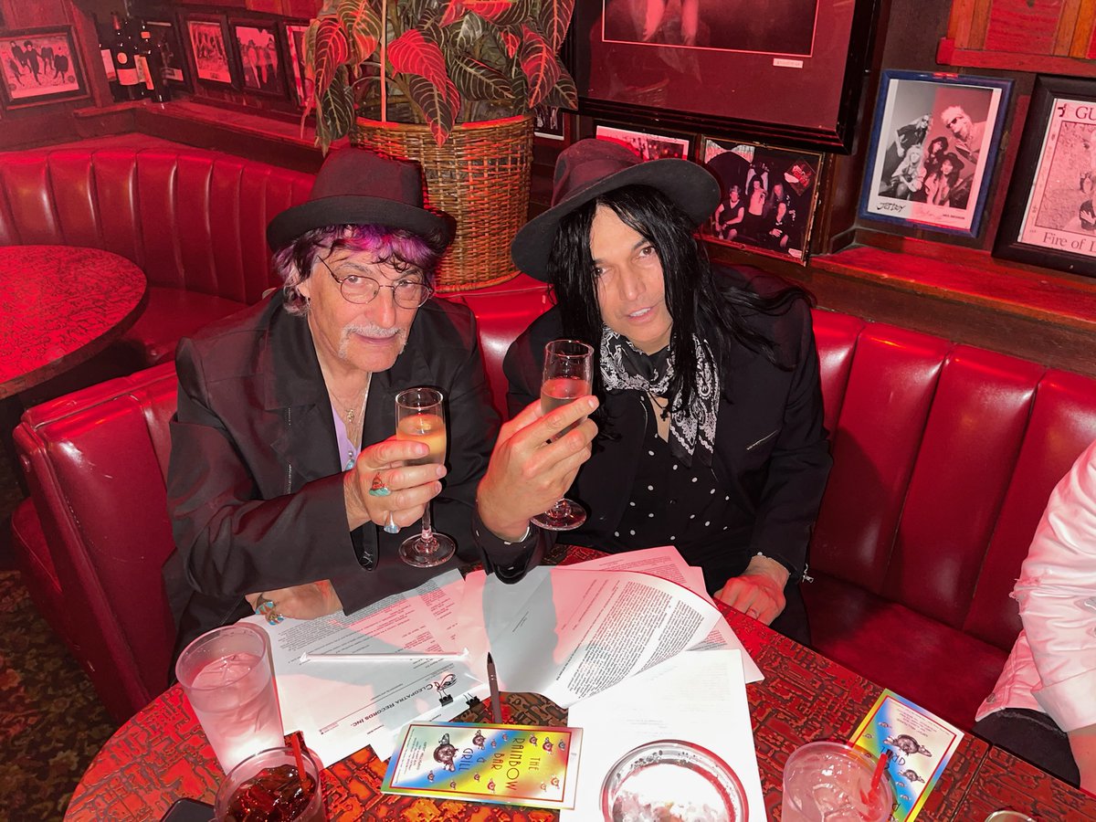 carmineappice1's tweet photo. Big Announcement about the upcoming project!

Carmine Appice and Brian Perera CEO /owner of Cleopatra records toast at LA's famed Rainbow the signing of the Appice &amp;Perdomo "Energy overload "album project and a new KING KOBRA album !!! 

#rocknroll
#rockmusic 
@CleopatraRecord https://t.co/zM8FFRkzj5