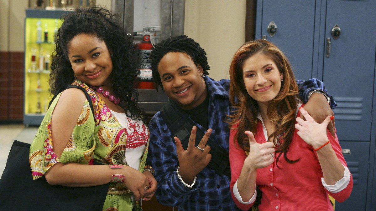 SeriesTWBZ's tweet photo. As Visões da Raven irá chegar no Disney+ em 9 de abril. https://t.co/XXkg6TAOBI