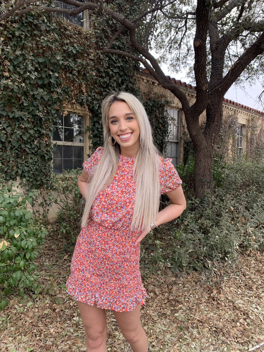 shopclassyandco's tweet photo. need a Easter Sunday dress?? We’ve got you! Check out https://t.co/9V0Y0tzLPt 🐰💐 https://t.co/Exqhm4Zphq