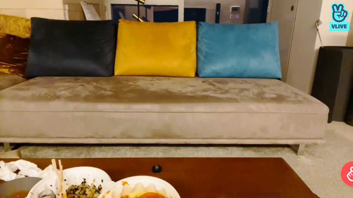 bucheonpride's tweet photo. I'm gonna miss baekhyun's sofa 😔 https://t.co/shxqH0dwhr