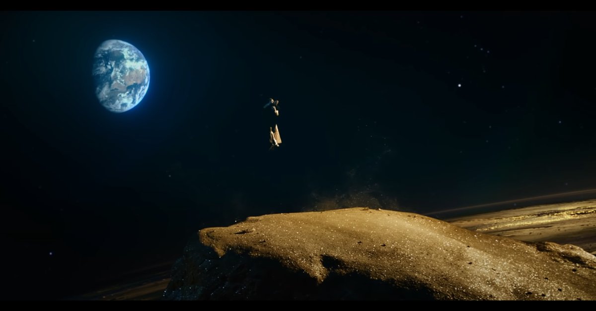 Hey there, let me share some 2019 work i’ve done for Chanel in collaboration with MPC advertising Paris. I was in charge of establishing the composition and the final look of the golden moon for those shots !

 Hope you like it)