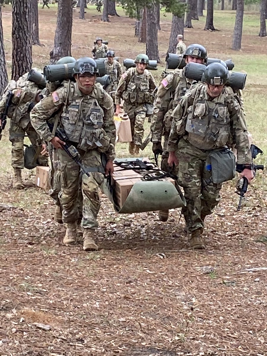 daubert_j's tweet photo. D CO, 1-50IN, @198thOSUT conducting a battle march and shoot in day 2 of their #forge. Exposing trainees to the realism of shooting while under stress. Great job Diamondback team, you’re  one step closer to completing BCT and becoming a #USArmySoldier @FortBenning @TRADOC https://t.co/NkjN7iN2ux