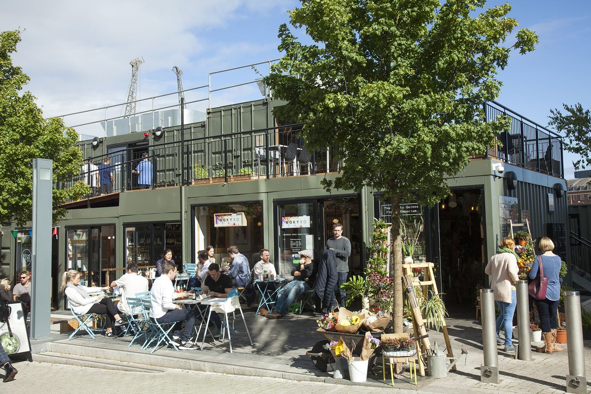 BristolCouncil's tweet photo. Outdoor hospitality licences and guidance: All businesses including cafes, pubs, bars and restaurants, planning to use tables, chairs and other temporary furniture on the road or pavement directly outside your business premises must apply for a pavement licence. https://t.co/MelzJnzrq9