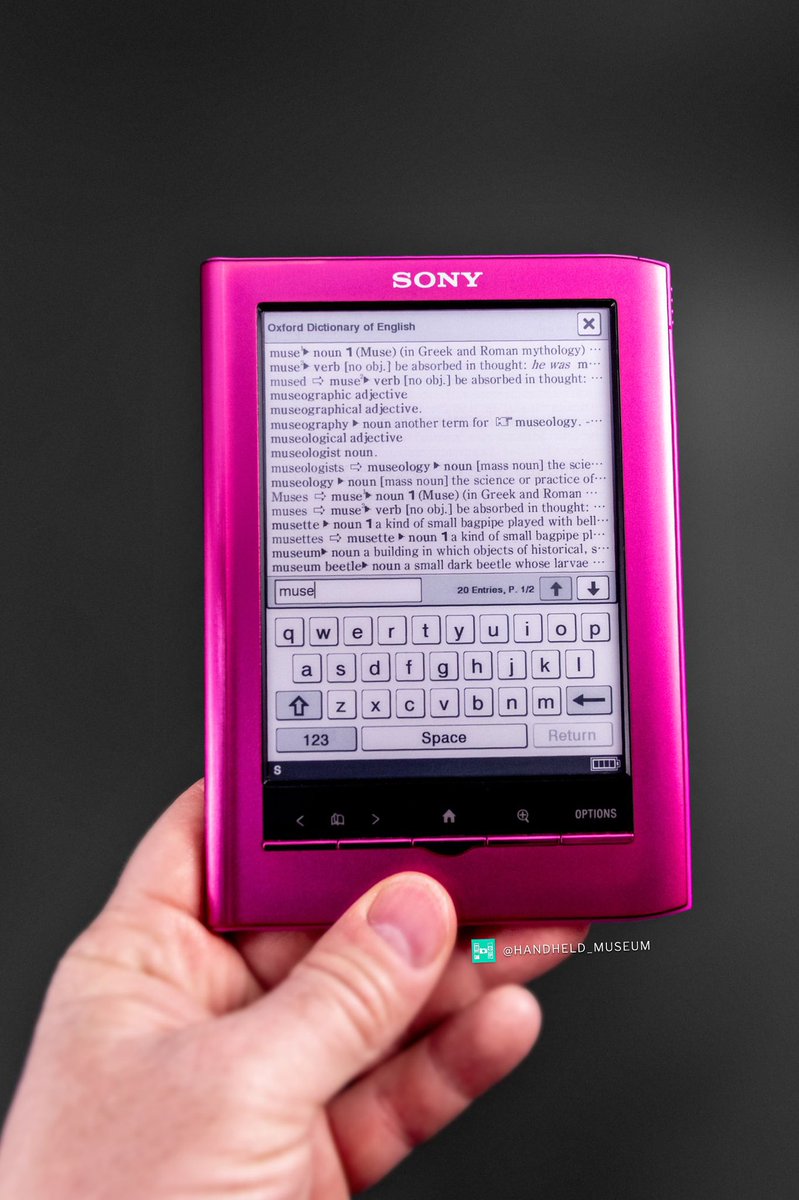 Handheld Computer Museum tweet media