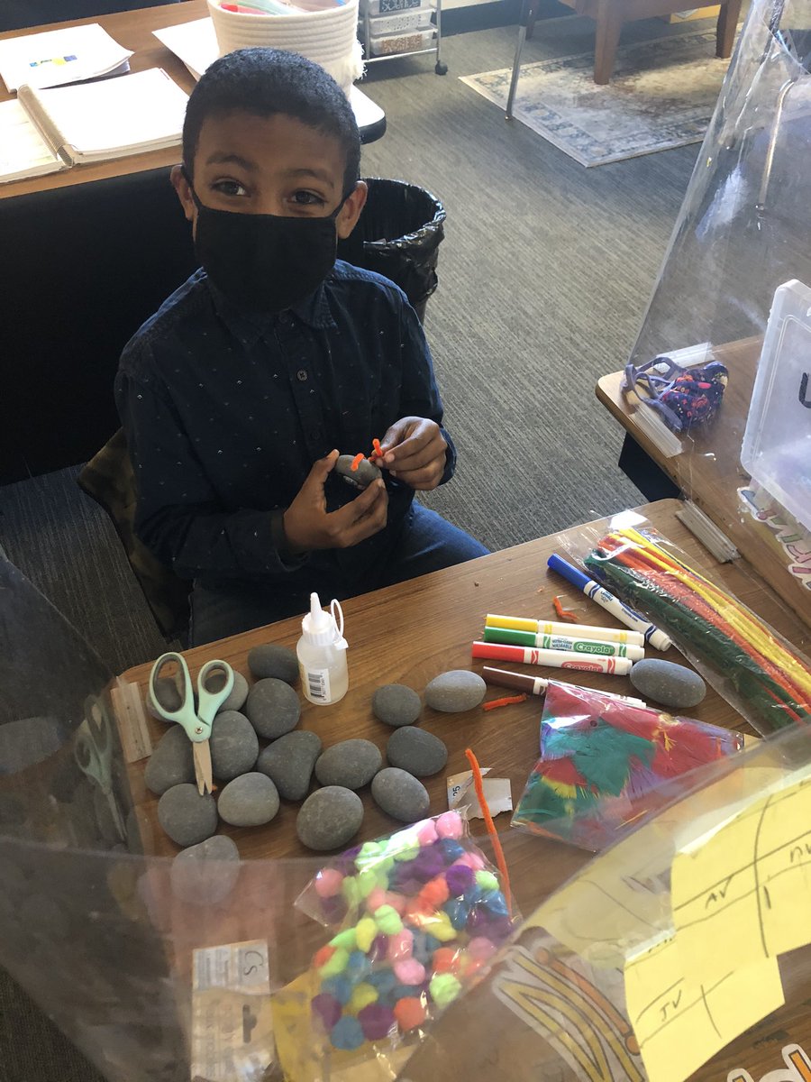 Elaine Russell tweet media