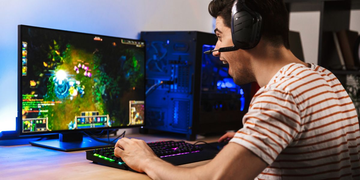 microworx's tweet photo. 4 Tips for Gaming Computer Maintenance https://t.co/Pw4NLYviXb https://t.co/1WXg8GFWe4