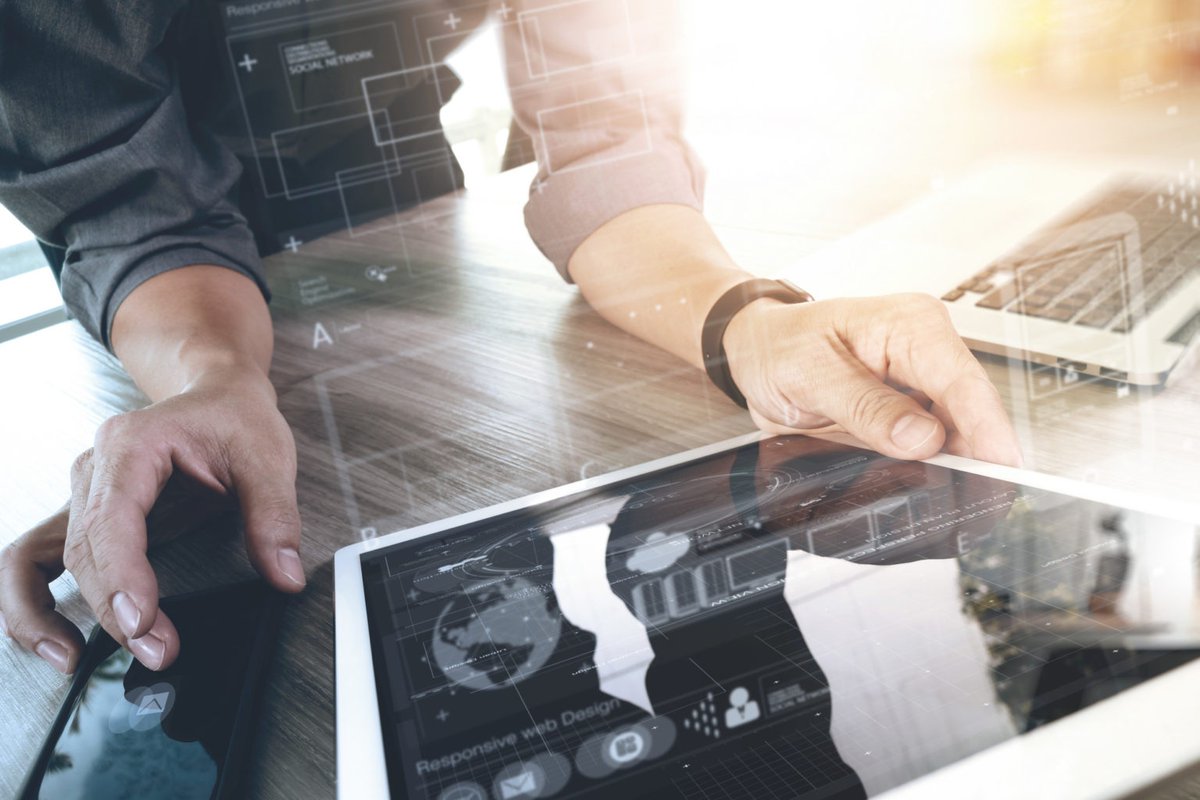 Building brand awareness and extending the customer experience are just two of many ways that a #MobileApp can explode revenue for small businesses. Learn more at our blog: jackrabbitmobile.com/blog/mobile-ap…