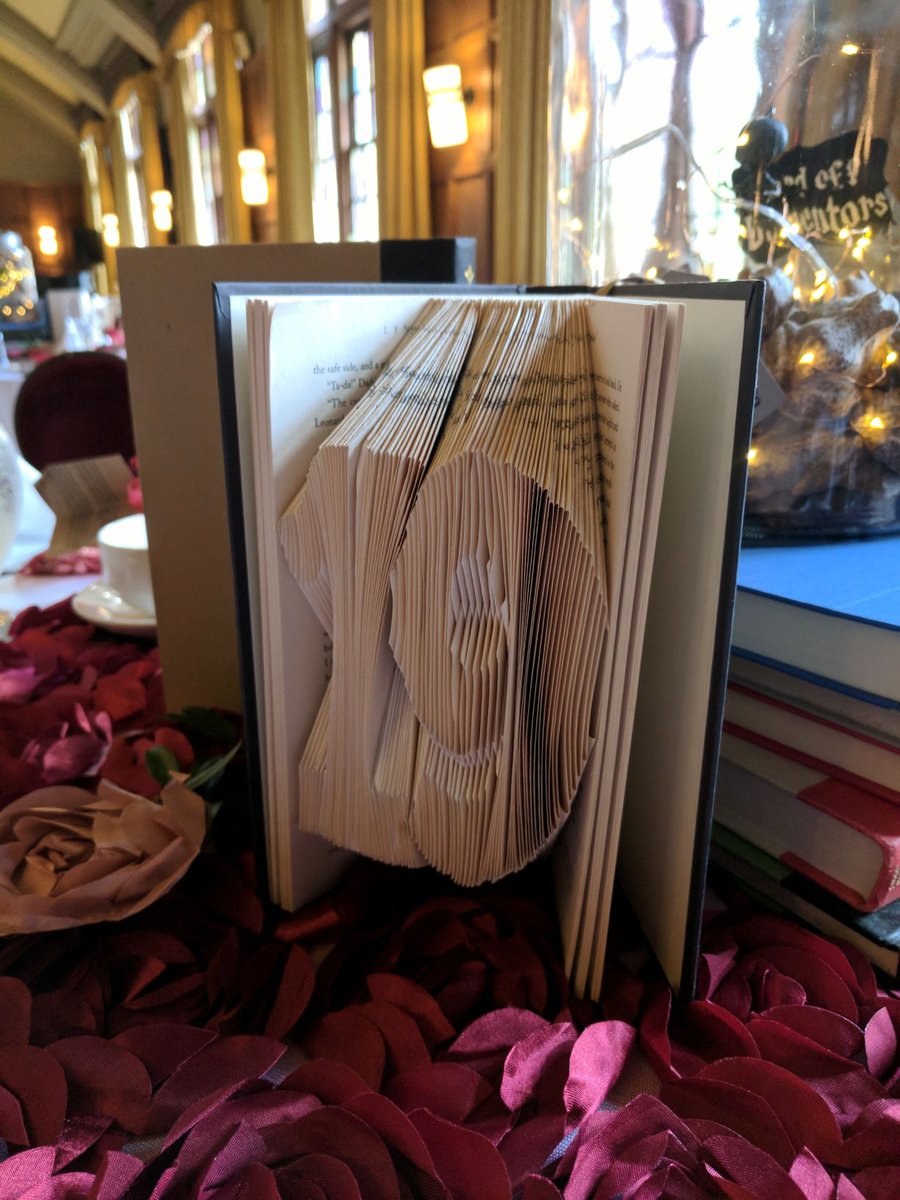 ShutterBoothDet's tweet photo. Miriam and Daniel at The Michigan League! | https://t.co/c3jRe7Xtni
.
Venue: @UMichUnions
.
#ShutterBooth #ShutterBoothSoutheastMichigan #AnnArborPhotoBooth #Bride #Groom #Wedding #WeddingInspo  #WeddingEntertainment #CollegiateVenues #BookThemedWeddings #AnnArborWeddingVenues https://t.co/fNdHV8y6Dv