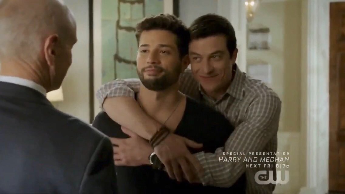 s_ffron7's tweet photo. Some #steammy hugs to cleanse ur timeline..๐๐คท๐ผโโ๏ธ #steven #sammyjo #stevencarrington #samcarrington #bingbackjames #dynasty @cw_dynasty @TheCW https://t.co/BUibmzxXts