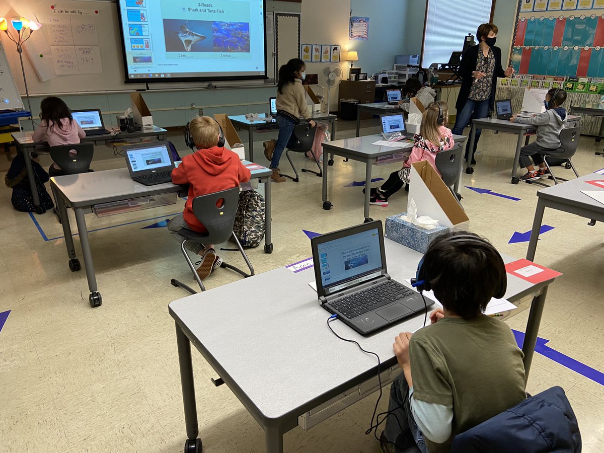 LaddAcres's tweet photo. First graders doing a 3 Reads math problem! #ProudtobeHSD #Mathconnectsus https://t.co/vtkdkYzvy9
