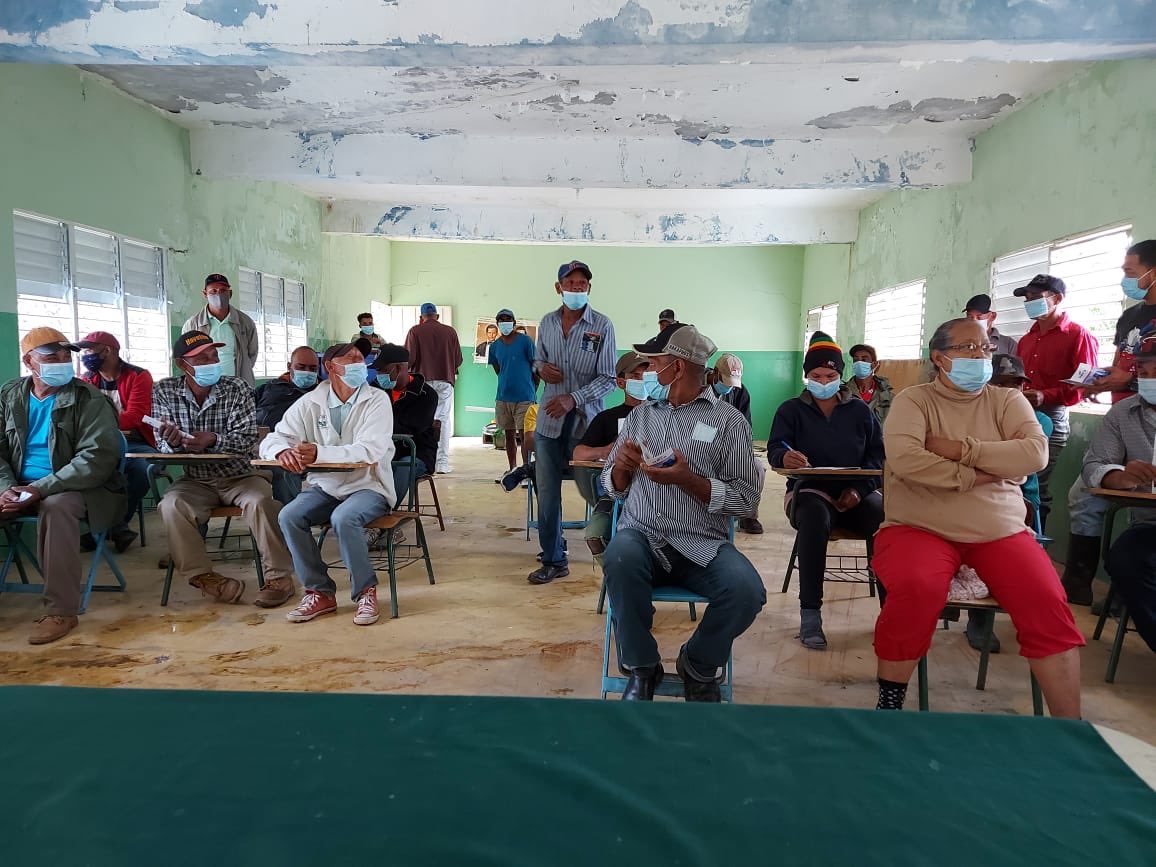 <a href="/UERS_RD/">UERSRD</a> Celebró la asamblea comunitaria en Arroyo Bonito, Sabana Larga, San José de Ocoa, para formar una cooperativa y dar sostenibilidad al proyecto de Mini-hidroeléctrica desarrollado en el gobierno de <a href="/luisabinader/">Luis Abinader</a> 
#EstamosCambiando