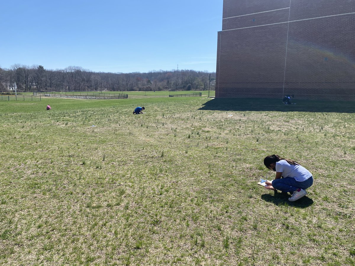 4thgradefab's tweet image. Who needs Egg hunts when you can go on a #MathHunt?! @IHHOLMDEL