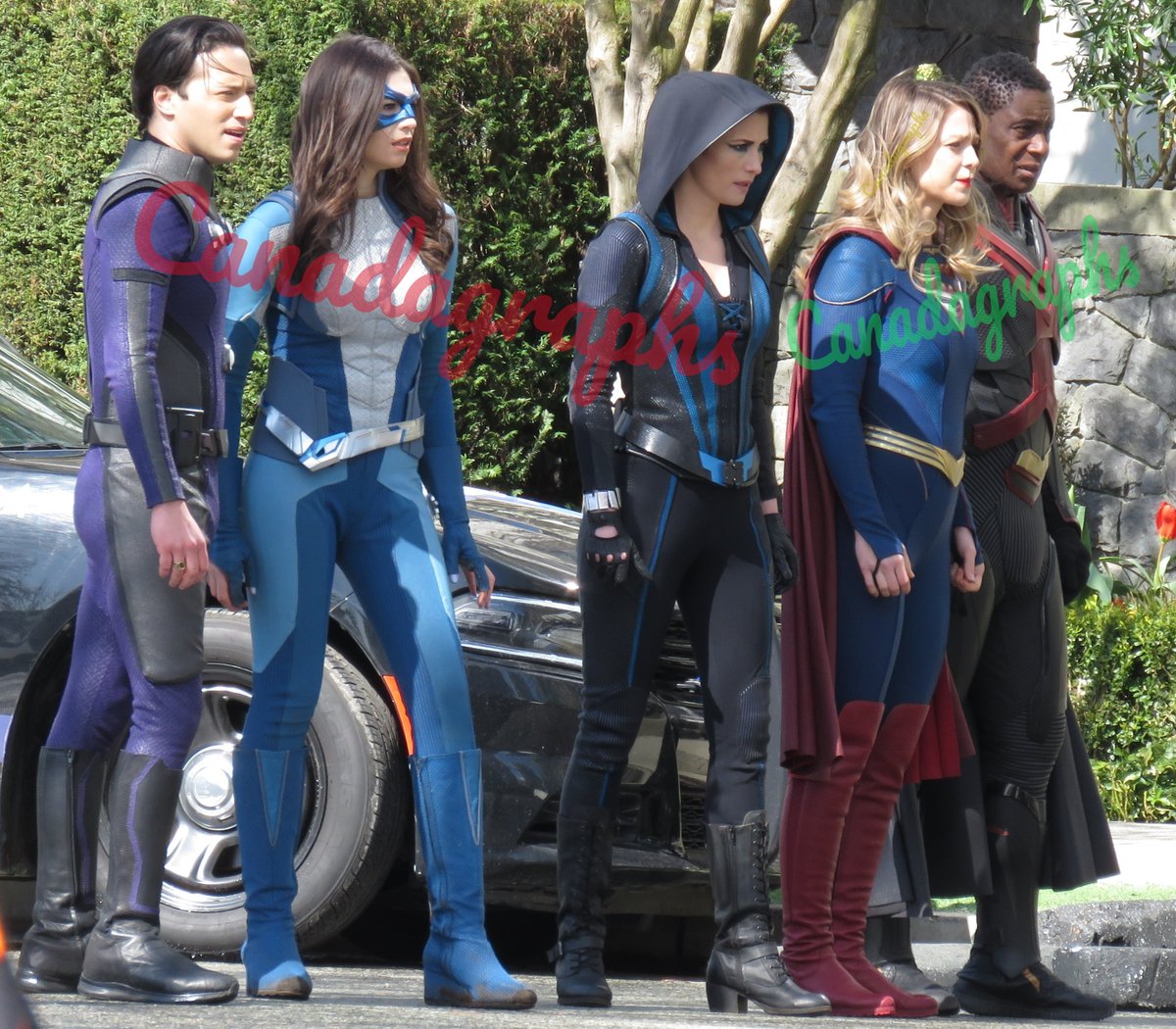 canadagraphs's tweet photo. #Supergirl photos from yesterdays shoot of episode 6x11.

Melissa Benoist, Chyler Leigh, Nicole Maines, Jesse Rath, &amp; David Harewood did scenes together throughout the morning &amp; afternoon. https://t.co/jLZ1Azgo0j