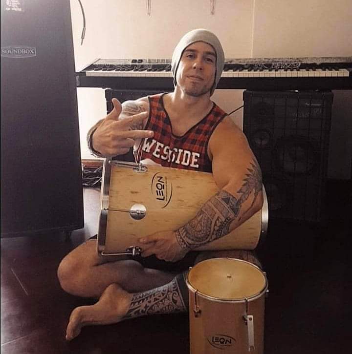 brunosaike's tweet photo. Mulekada @leoninstrumentos chegando junto!! Bóra fortalecer. Brigadão pela confiança e trabalho https://t.co/3JHrGbrEER