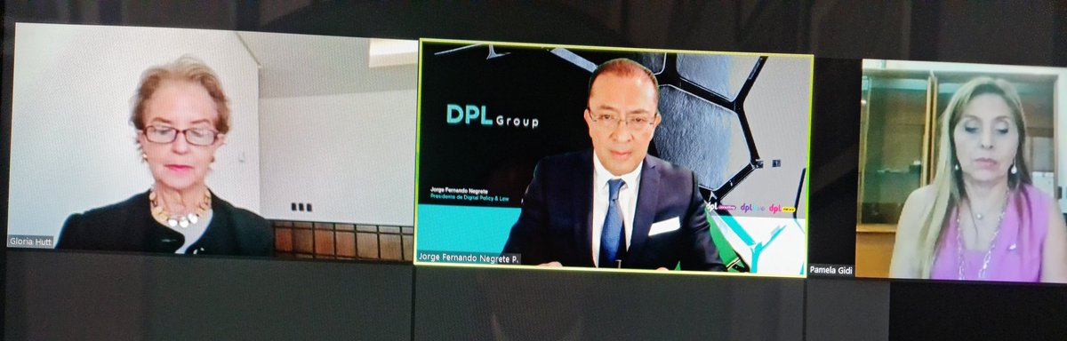 fernegretep's tweet photo. #CL5G #Chile5G Datos, datos y datos. Política publica y pragmatismo a la chilena. Espléndida presentación de la Ministra @GloriaHutt @MTTChile y la subsecretaría de telecomunicaciones @pamgidi @subtel_chile Todo, por @dpl_news #dpl_live #DPLlive https://t.co/MxAXFOERlf