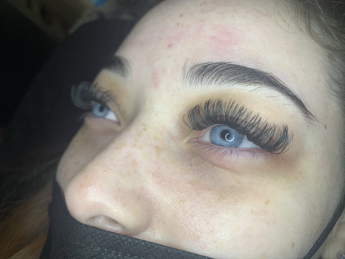 Maddie_r12's tweet photo. Doing a lash giveaway! Every person that retweets this will be entered in a raffle. April 24th I’ll be picking a winner for a free full set of lashes. 📍Located in Akron, Ohio. https://t.co/P7JOPH41TJ