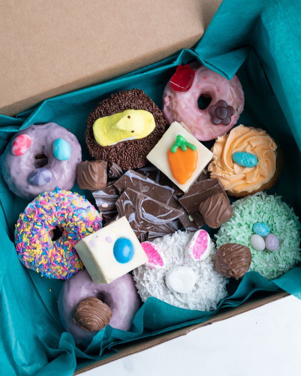WhiteHouseFF's tweet photo. Cutest DONUTS Ever! Call or stop in to order this adorable donut box from WHFF. Donuts (not sold separately), fudge, chocolate bark & chocolates all for $25. Order thru April 1 for pick-up 4/2 & 4/3. See you on the farm. #EasterSweets #EasterDonuts #BestDonutsEver https://t.co/HsBmnKxseF