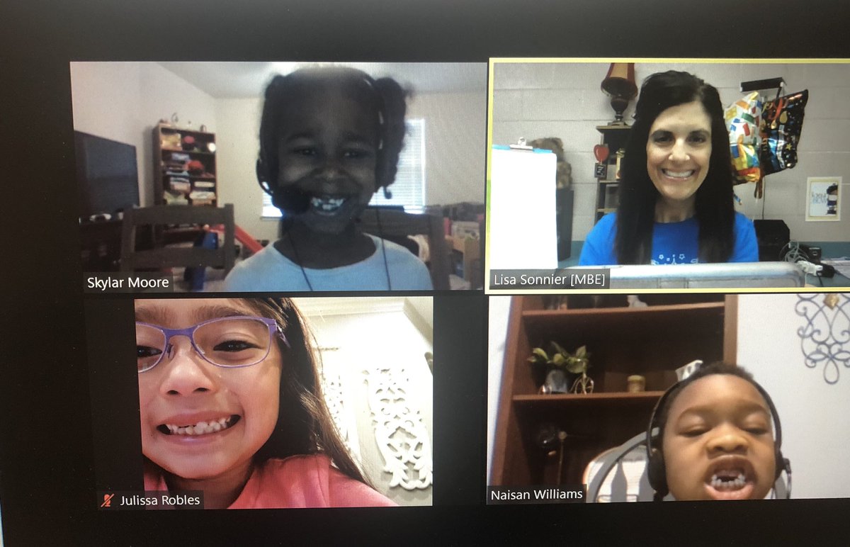 LisaSonnier3's tweet photo. These little cuties joined the Toothless Club! 😁 @HumbleISD_MBE #mbe2020 #mbeisfamily #LightTheWay https://t.co/YVkv7D5qOC