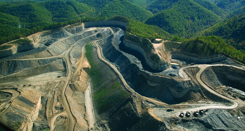 sudinb07's tweet photo. For thousands of years, humans have been damaging the earth, making scars upon the land.
.
.
 #EarthDay #humanity #green #environment 
Image source: https://t.co/lDBKisNsWz https://t.co/2uUcqrcbyT