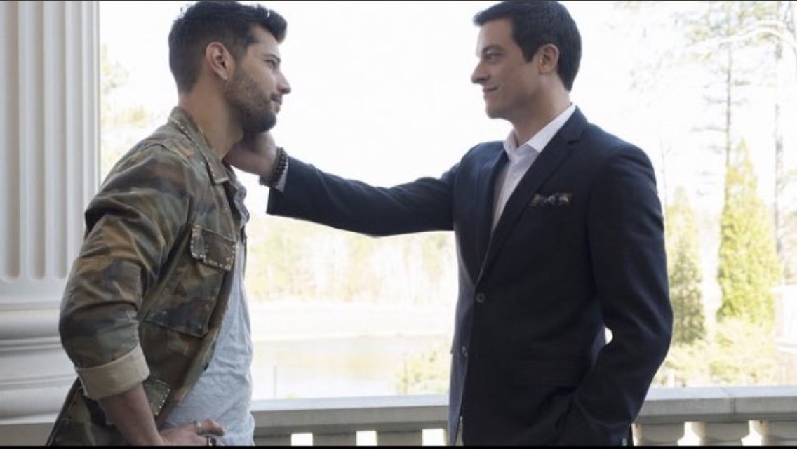 s_ffron7's tweet photo. Itโs a #steammy thing ๐
#stevencarrington #samcarrington #beingbacksteven #bringbackjames #dynasty @cw_dynasty @TheCW https://t.co/FruRcfr4Pc