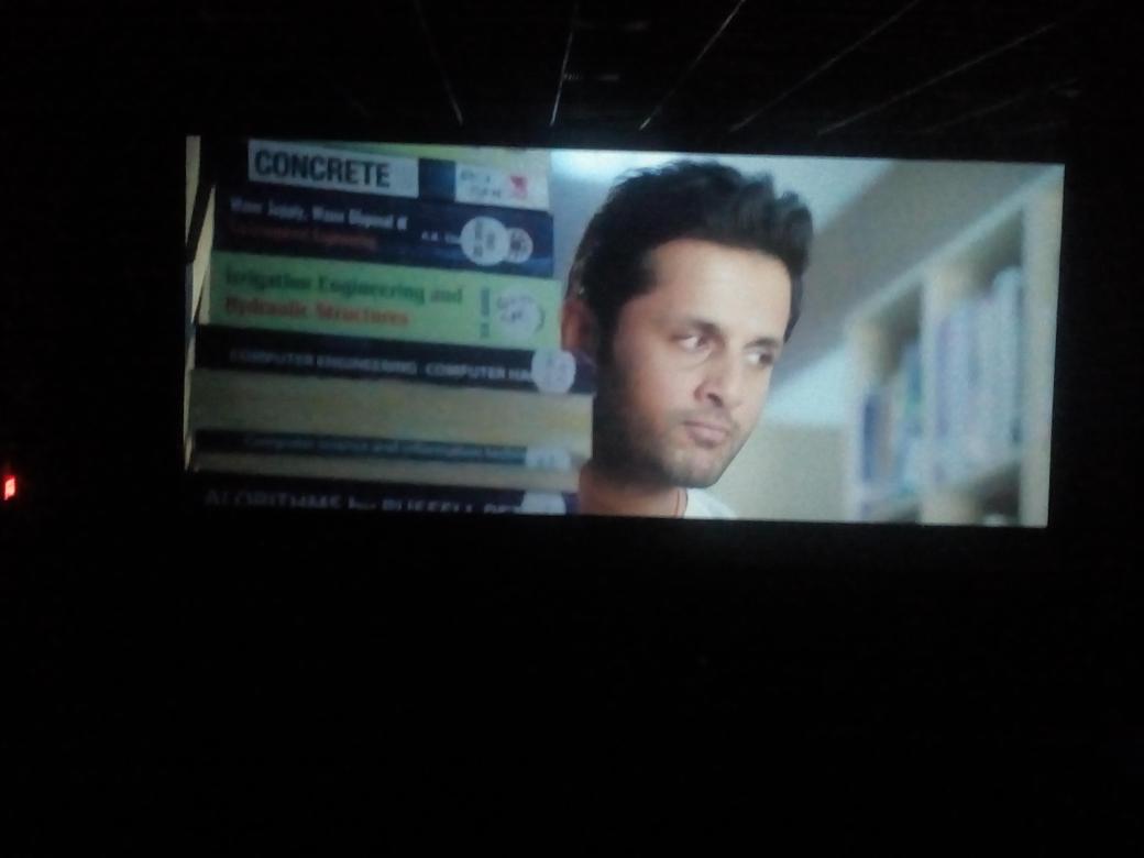 Venkat_MbKs's tweet photo. Watching ๐๐
@KeerthyOfficial #Rangede @actor_nithiin https://t.co/JgYInkiXz9