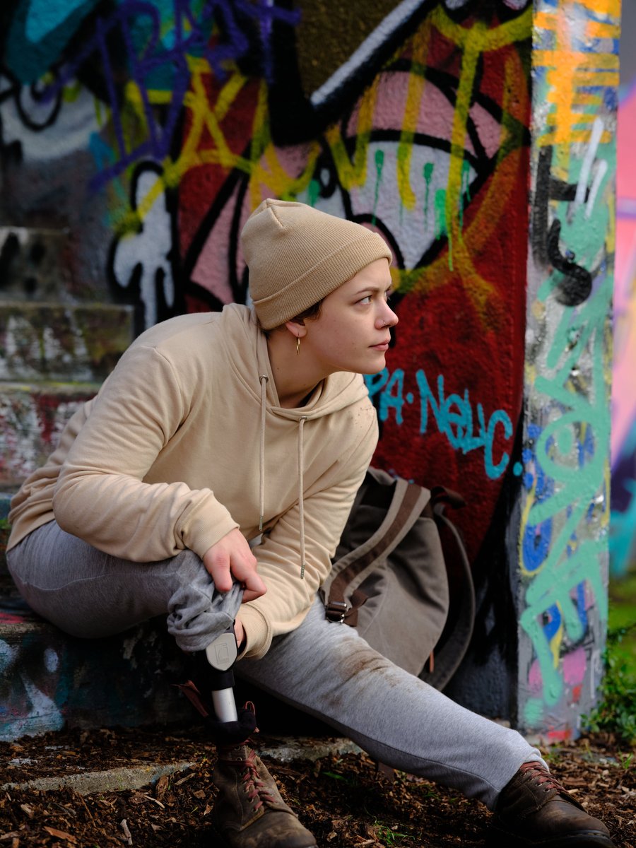 bbcstudios's tweet photo. WEED - written by Angela Clarke, directed by @darrenpaulkent starring Holly Medić
On the run from the police and back on the London estate where she grew up 16-year-old tearaway Leah is determined to finish her own personal mission.
#BBCTheBreak | #MadeByBBCStudios https://t.co/c9KBe0OovS