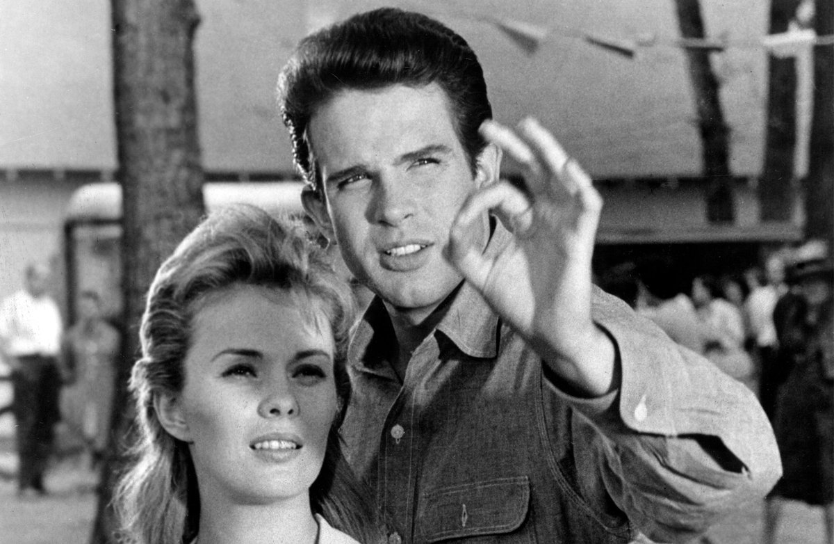 aresluoga's tweet photo. #WarrenBeatty followed his initial film with #TheRomanSpringOfMrsStone, with #VivienLeigh; #AllFallDown, opposite #AngelaLansbury; #Lilith, co-starring #JeanSeberg; #PromiseHerAnything, with Leslie Caron; #MickeyOne, directed by #ArthurPenn; and #Kaleidoscope, with #SusannahYork https://t.co/V6BFIpcmFV